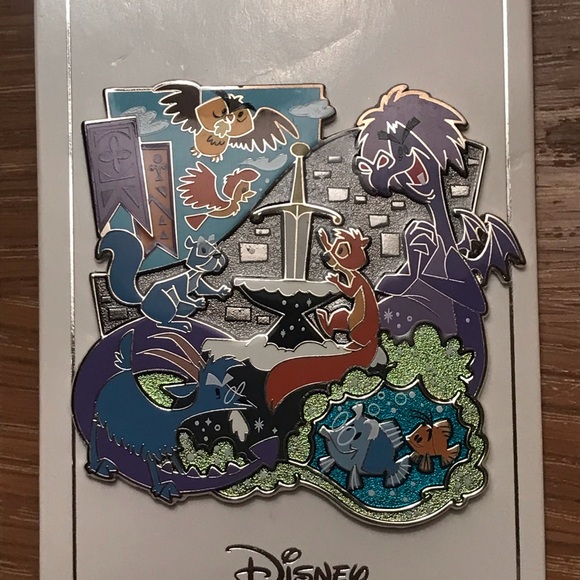 NWT Disney Pin - Picture 2 of 2